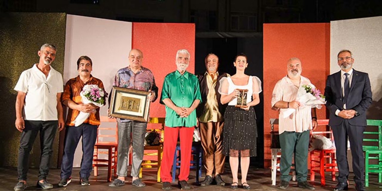 Mersin Valiliği 'tiyatro oyunu' için inceleme başlattı