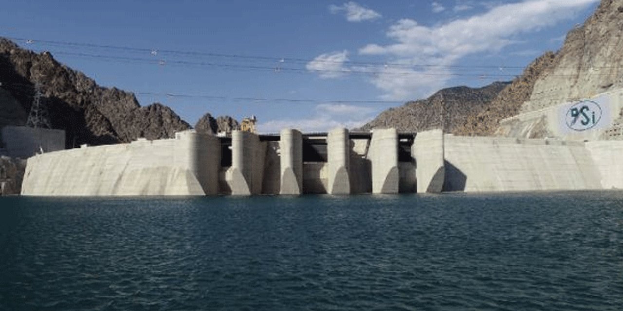 Yusufeli Barajı'nda su miktarı 1,5 milyar metreküpe ulaştı