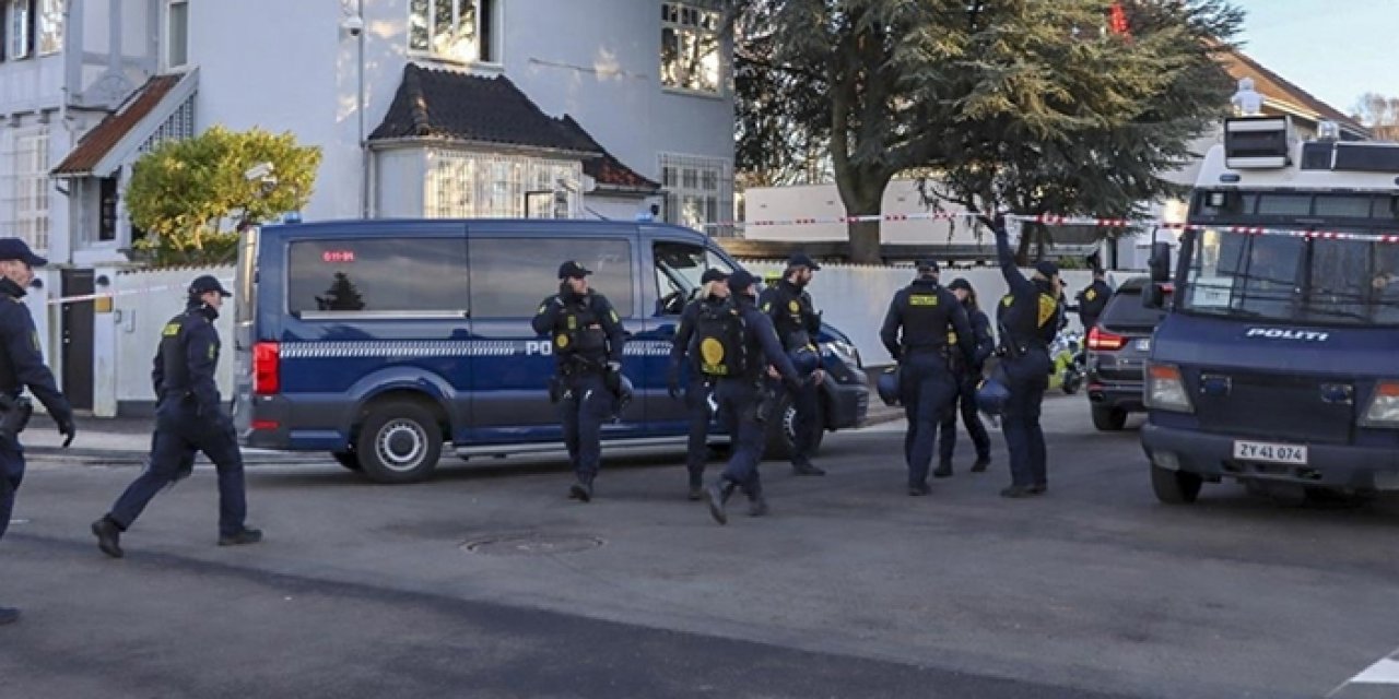 Danimarka'da polis eşliğinde provokasyon