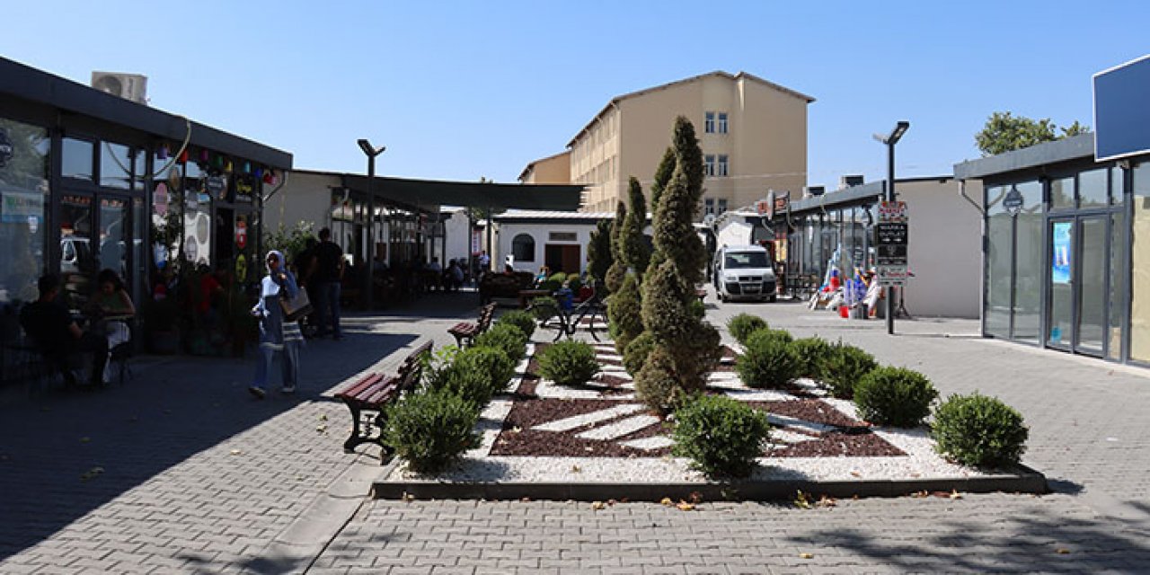 Adıyaman'da esnafa 700 konteyner