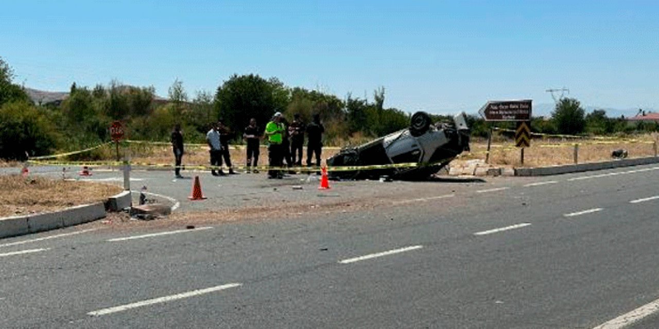Refüje çarpıp takla attı: 1 ölü, 4 yaralı