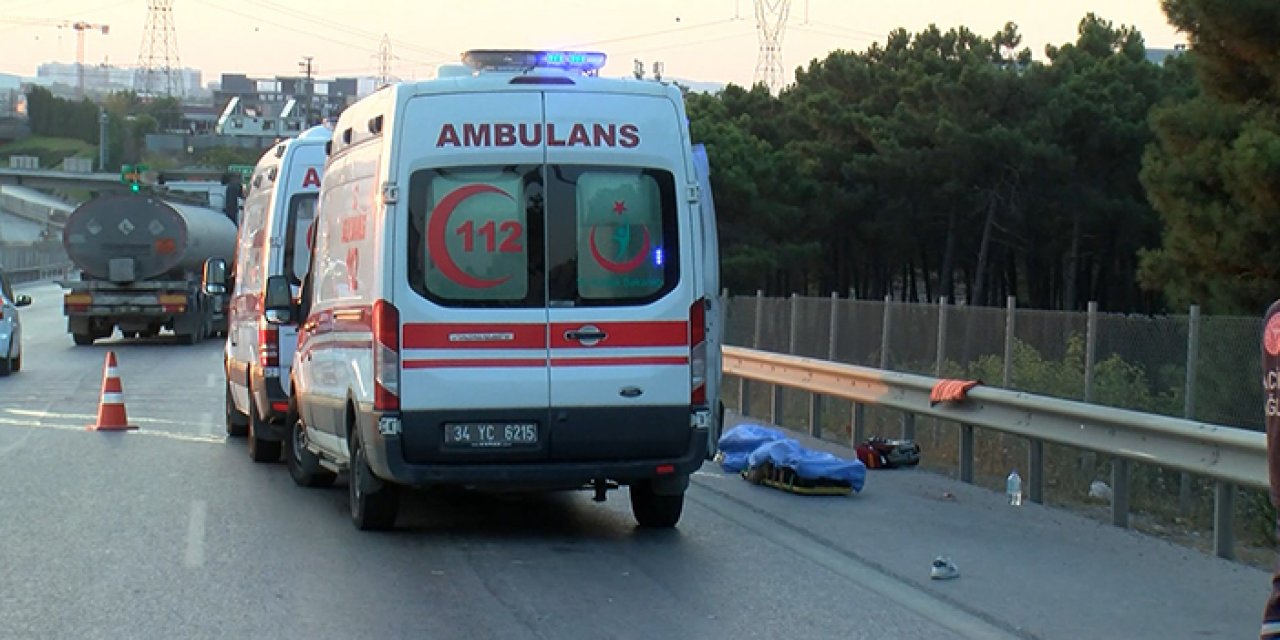 Kontrolünü kaybeden motosikletli bariyere çarptı: 2 ölü