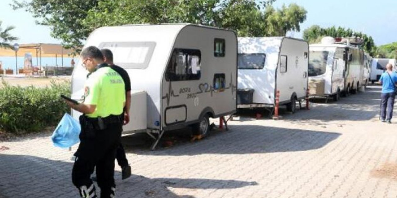 Denize sıfır karavanlar tahliye edildi