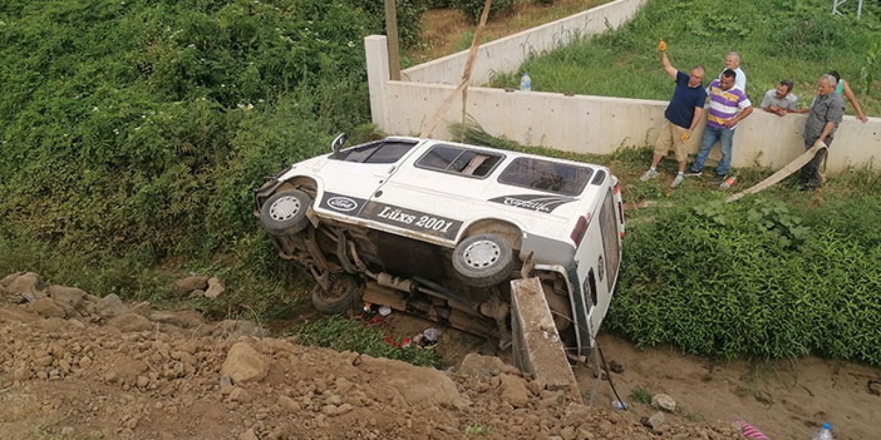 Samsun’da feci kaza! 13 yaralı