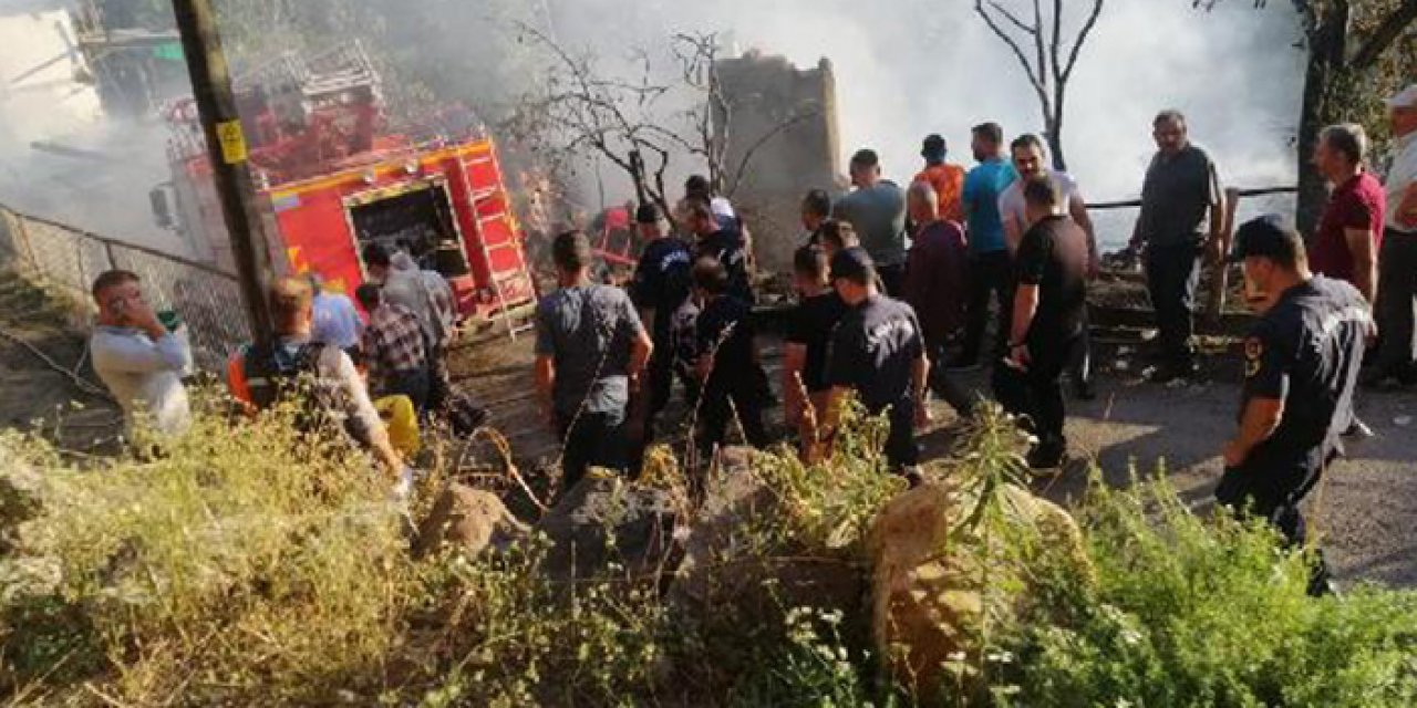 Yangın esnasında yaylada olan köylüler can kaybı yaşamadı