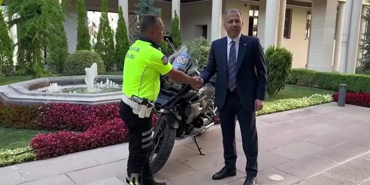 Bakan Yerlikaya'dan Türkiye'nin konuştuğu polise sürpriz