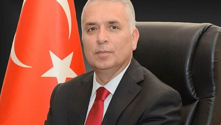 Trabzon Valisi Aziz Yıldırım kimdir? Trabzon Valisi Aziz Yıldırım  nereli ve kaç yaşında?