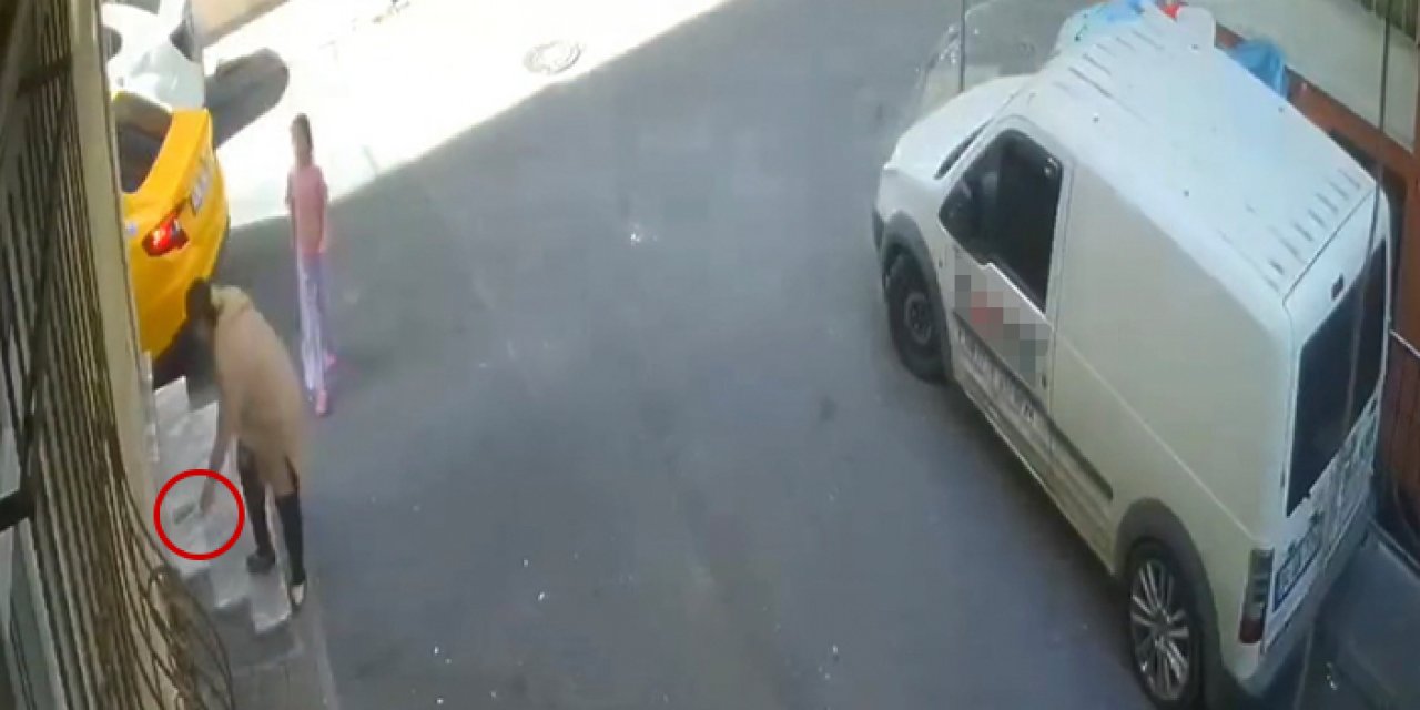 Hırsızlığın böylesi: Taksiyi durdurup yere düşen telefonu çaldı