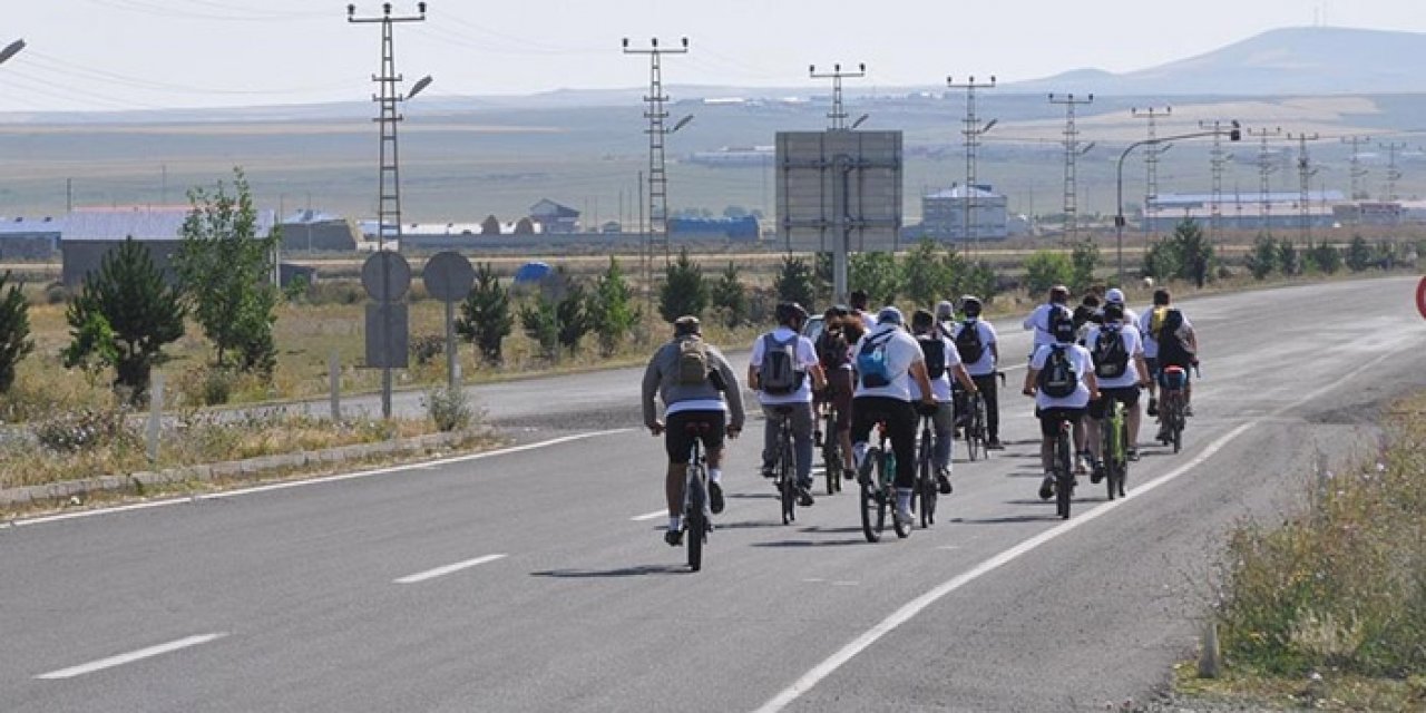 Ani zaferi pedal çevrilerek kutlandı