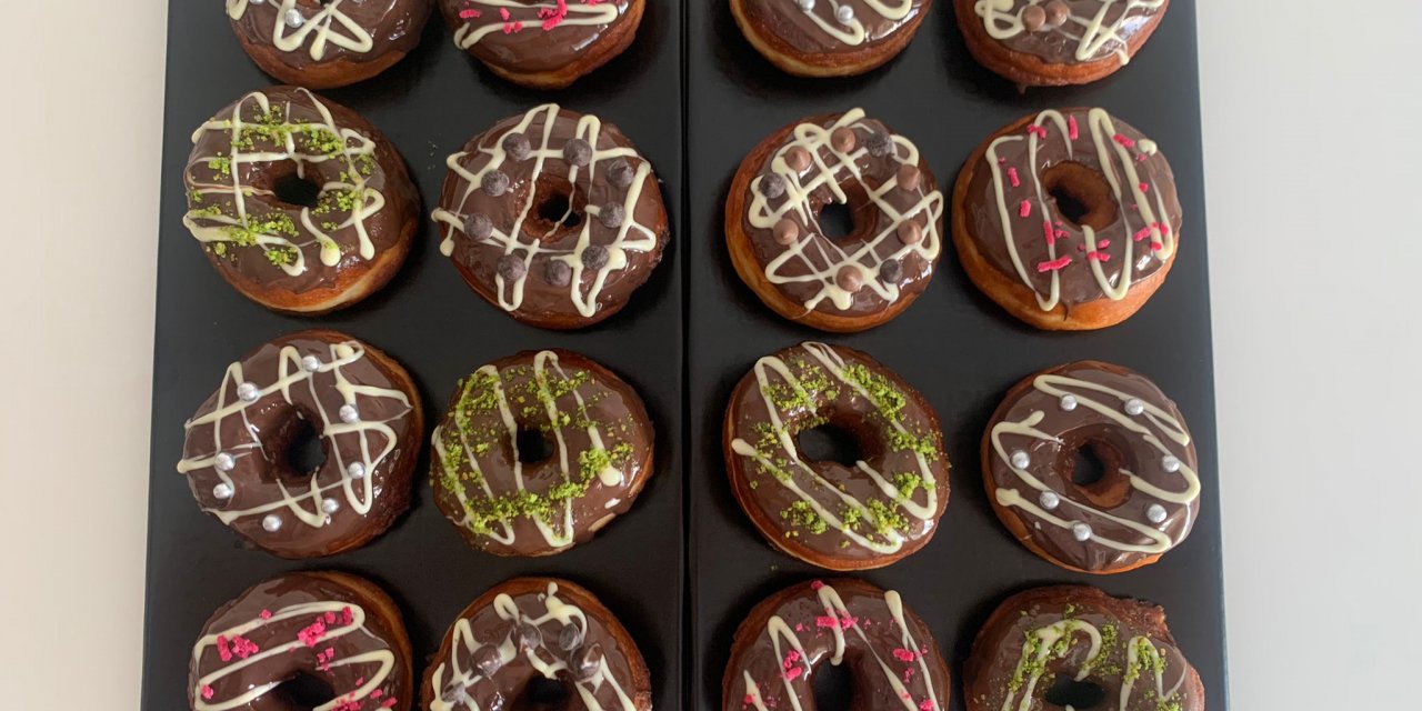 Dışardan Almaya Son! Ev Yapımı 10 Dakikada 10 Donut Tarifi...