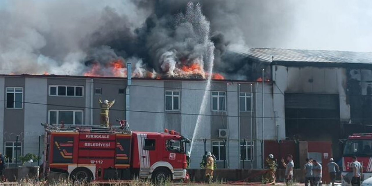 Savunma sanayi fabrikasında yangın çıktı