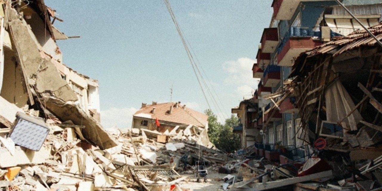 17 Ağustos depreminde kaç kişi öldü? Deprem kaç şiddetindeydi?