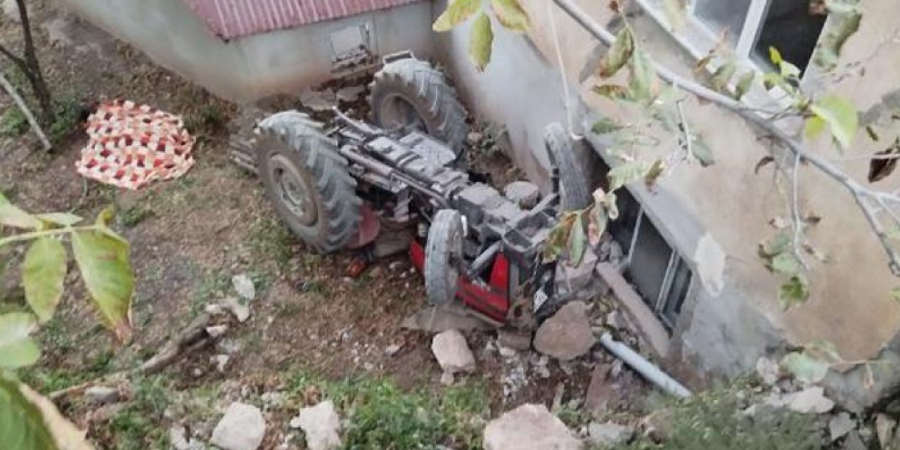 Sivas'ta devrilen traktördeki 2 kişi can verdi