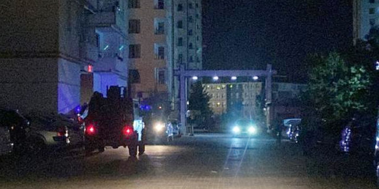 Diyarbakır'da bıçaklı kavga: 1 polis yaralandı 4 gözaltı