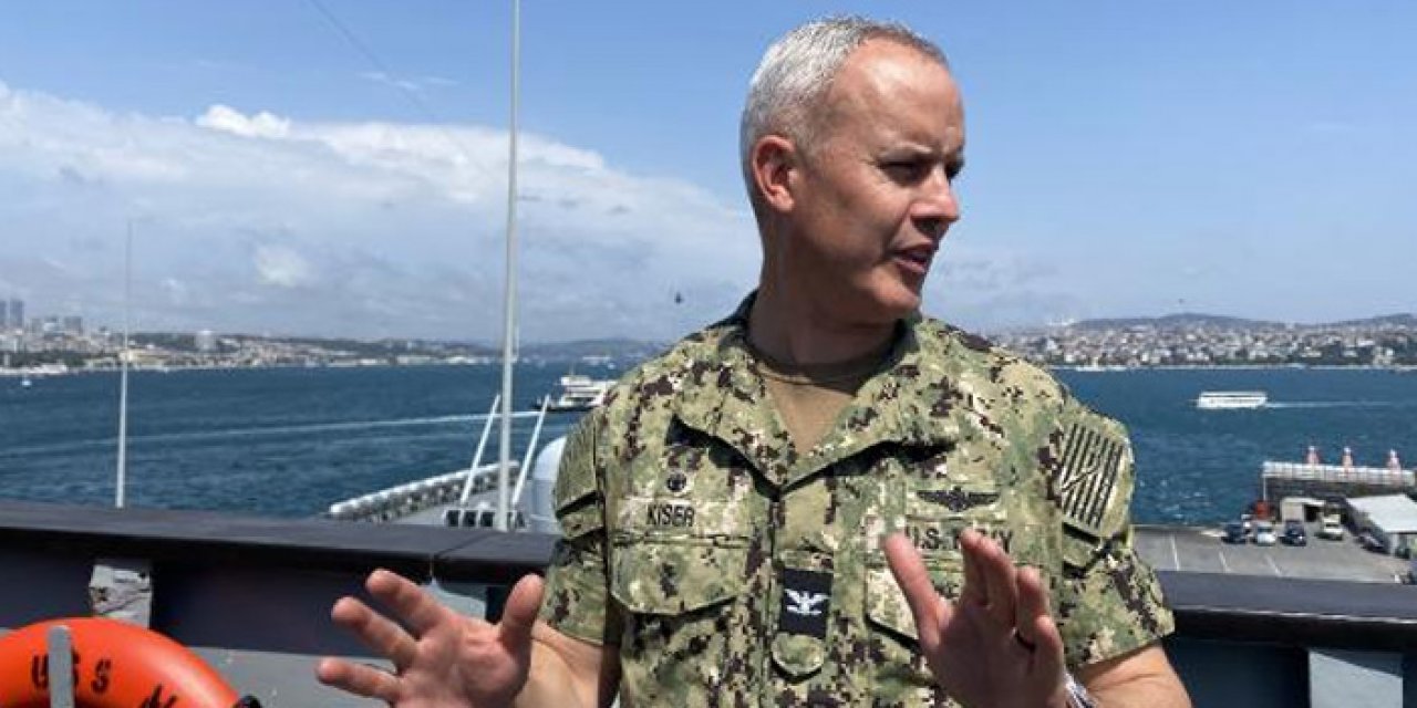 ABD savaş gemisi Sarayburnu'na zincirledi