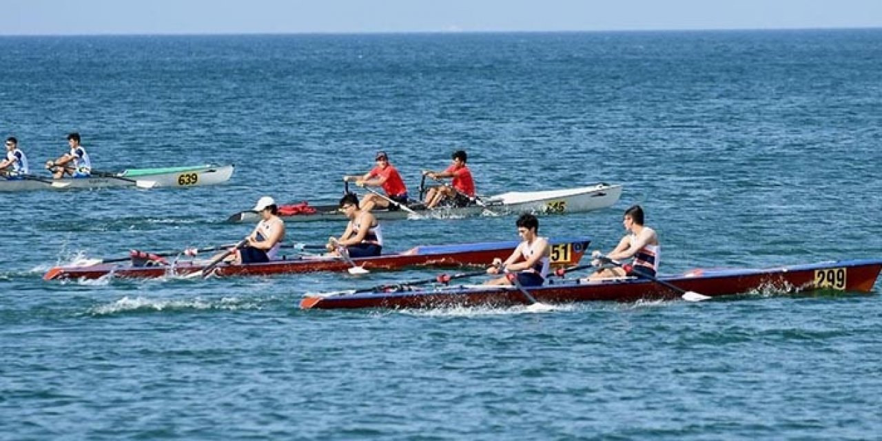 Kocaeli’nde heyecan başladı: Deniz küreği sporcuları ter dökmeye devam ediyor