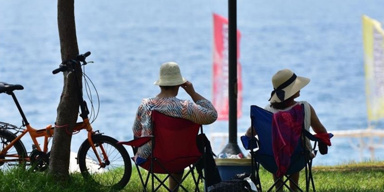 İzmir'de sıcak hava dalgası: Sıcaklıklar 35 dereceye ulaşacak