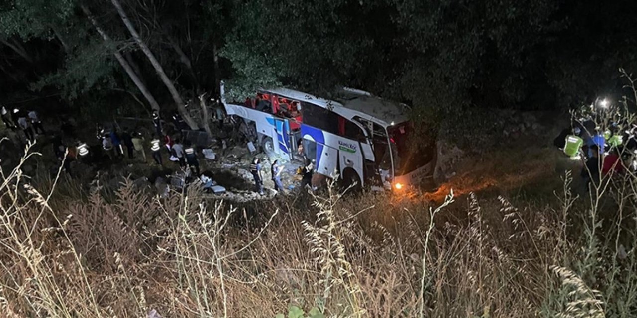 Yozgat'ta otobüs şarampole uçtu: Çok sayıda ölü ve yaralı var