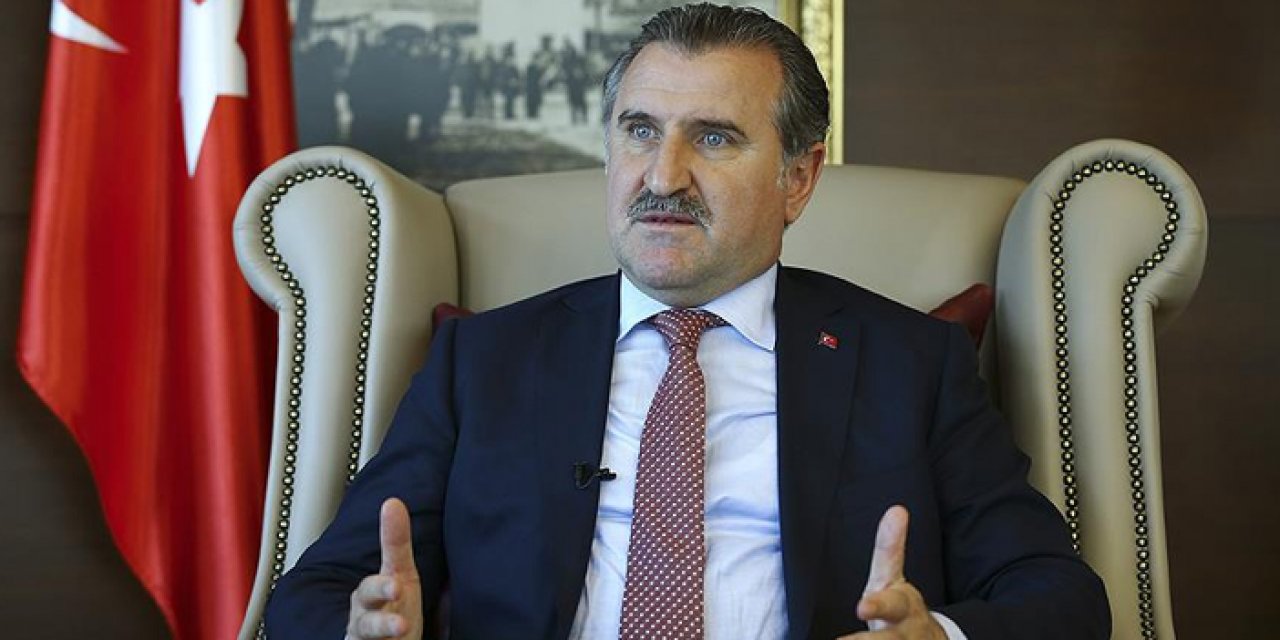 Osman Aşkın Bak’tan milli güreşçilere tebrik mesajı