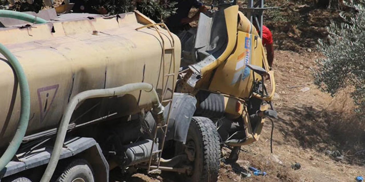 Su tankeri şarampole yuvarlandı; 2 ölü