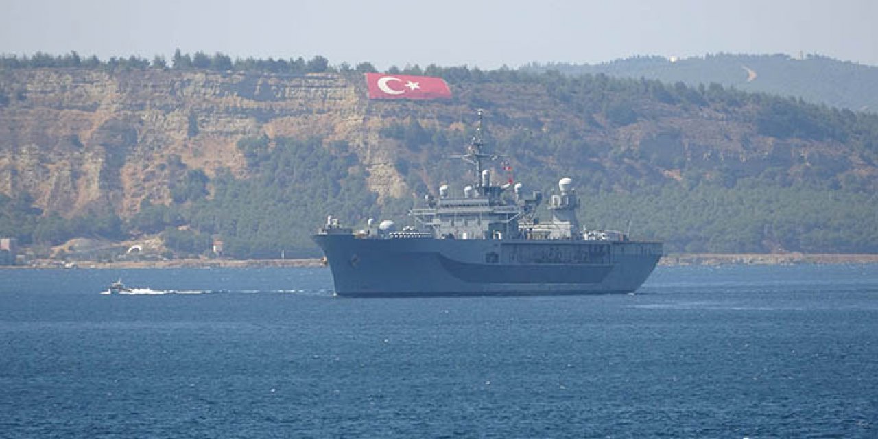 ABD savaş gemisi Çanakkale Boğazı’ndan geçti