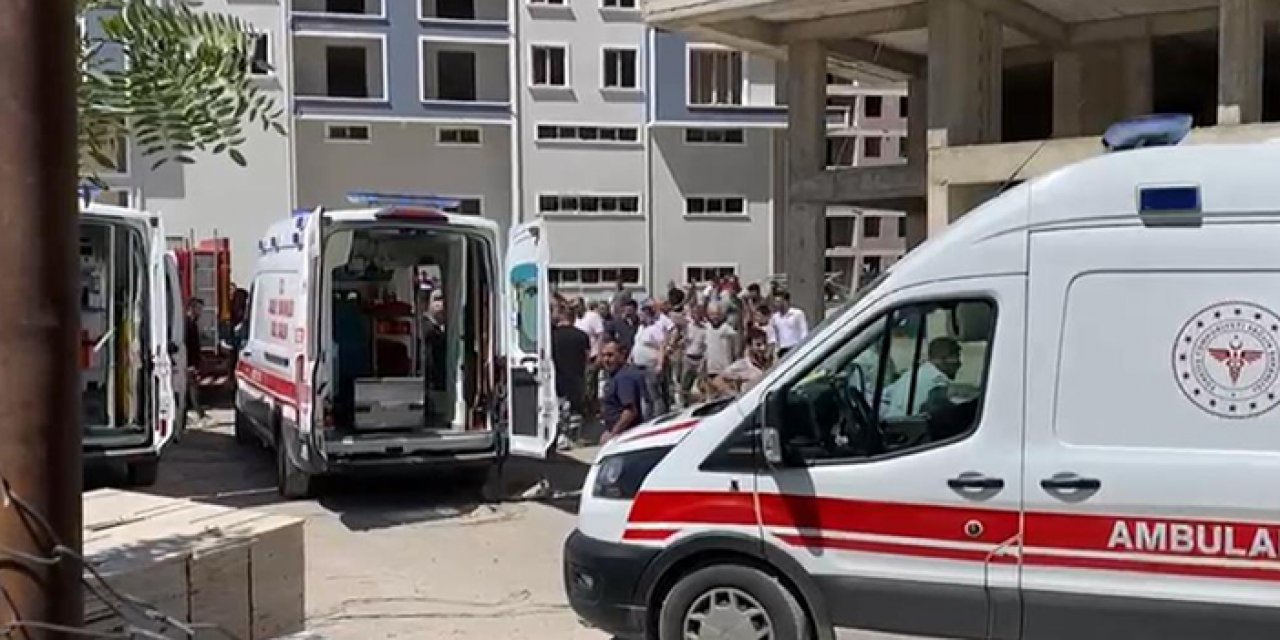 İskele çöktü: 2’si ağır yaralı 1 işçi öldü