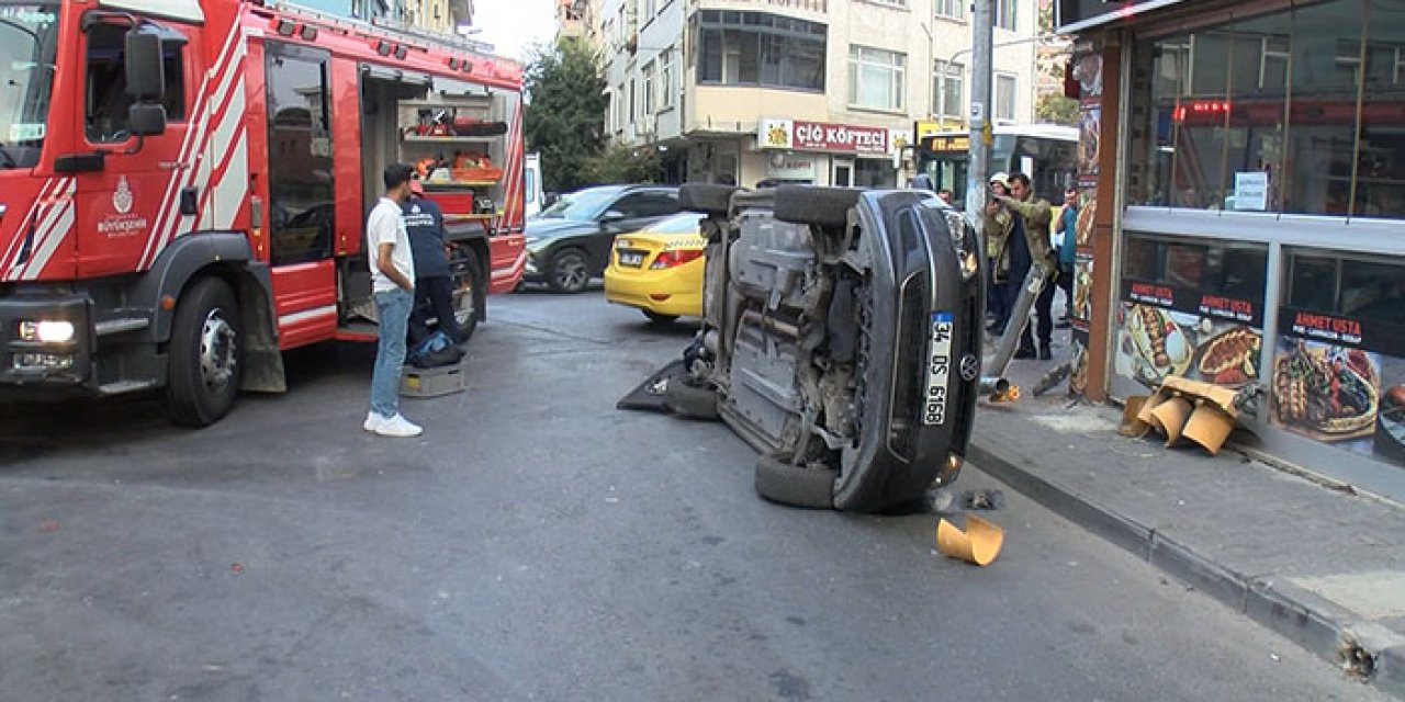 Taksiyle otomobil birbirine girdi!