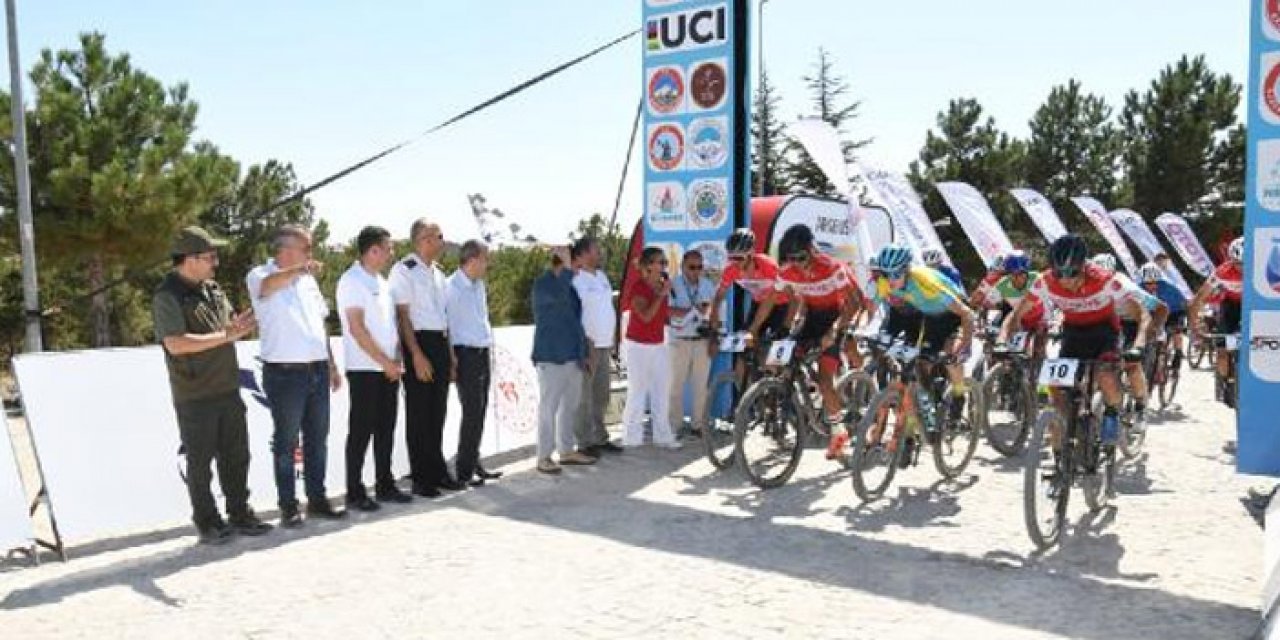 Kırşehir'de Neşet Ertaş Ulusal Dağ Bisiklet Yarışı yapıldı