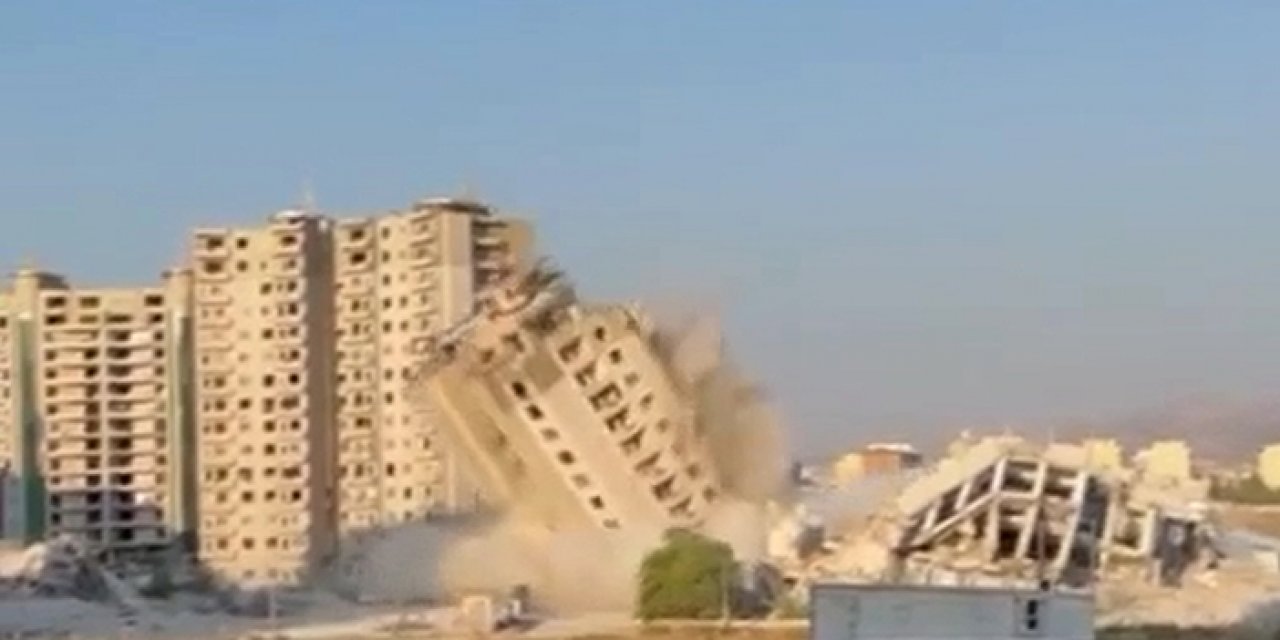 Hatay'da 16 katlı rezidans dinamitle yıkıldı