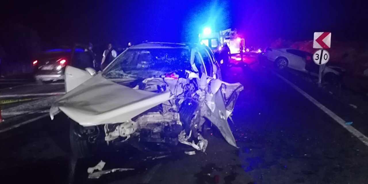 Nevşehir'de feci kaza: 4 ölü, 2 yaralı