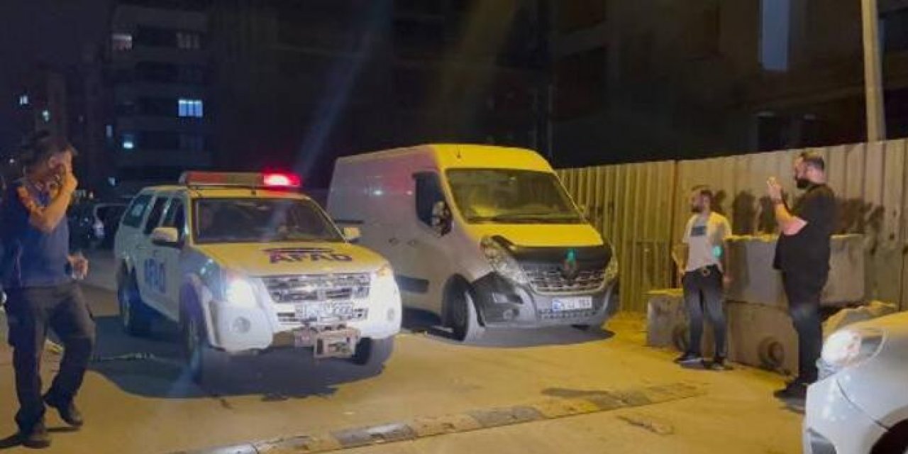 Tekme atıp asansör boşluğuna düşürmüş