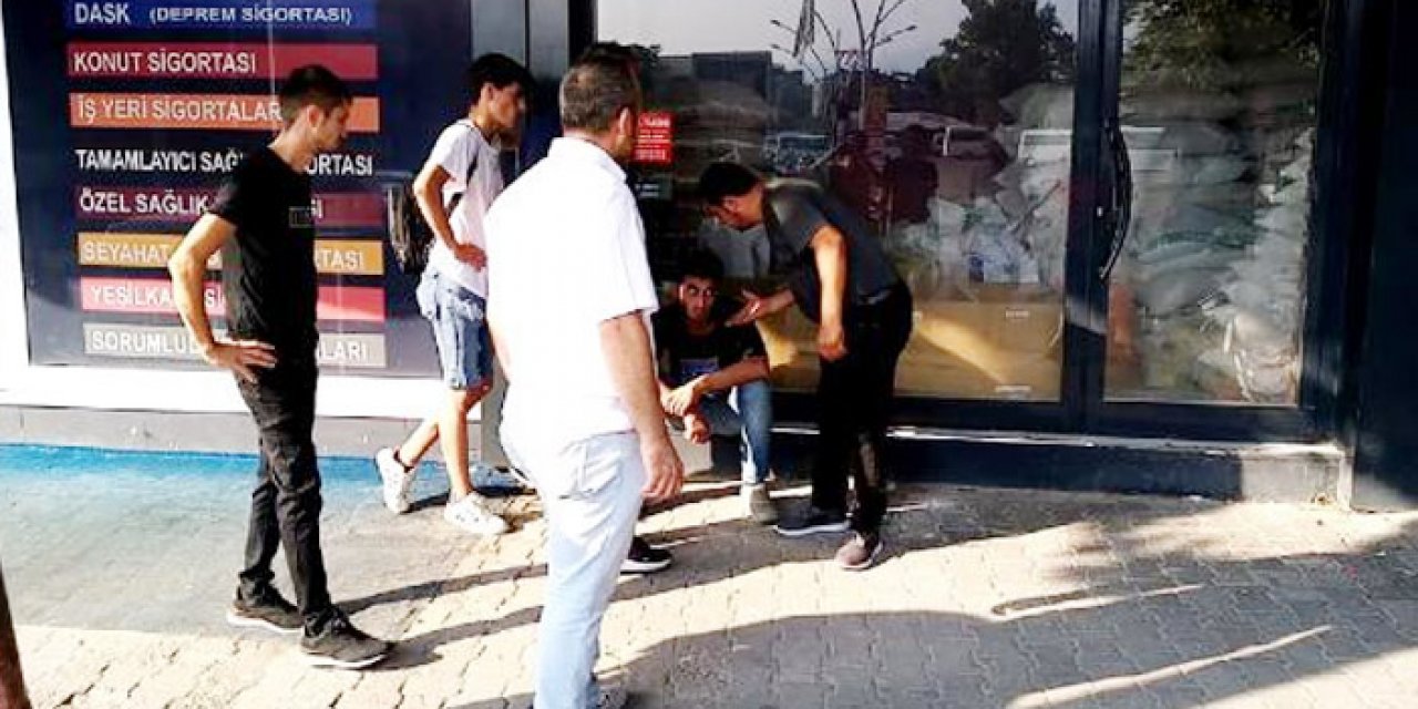 Bursa'da vatandaşlar hırsızı yakalayıp polise teslim etti