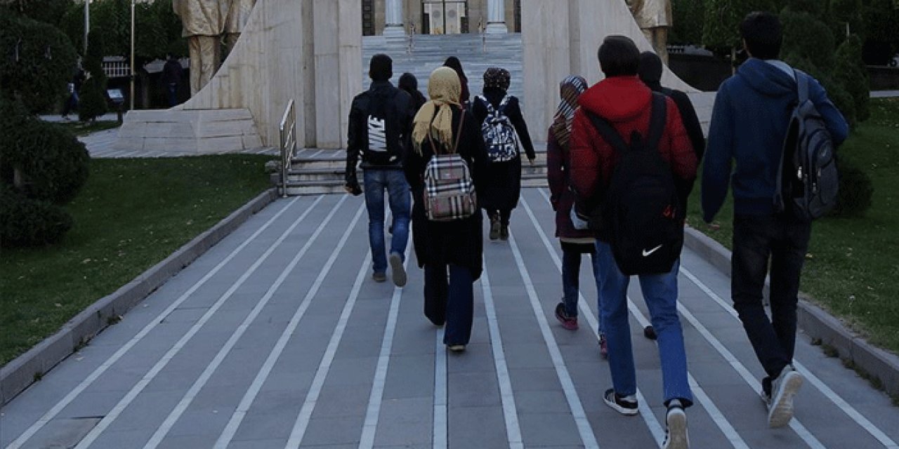Üniversiteye girişte hile: Türk vatandaşlığından çıkıp bölüme yerleşiyorlar