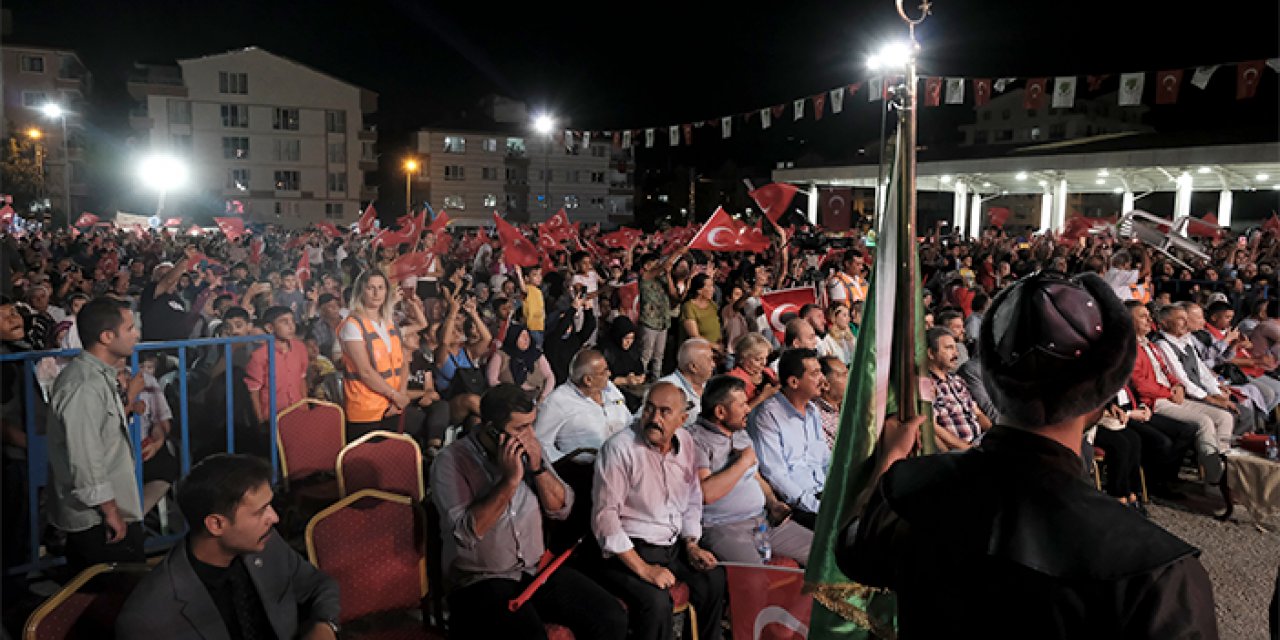 30 Ağustos Zafer Bayramı Mamak’ta kutlandı: Vatandaş ‘Ölürüm Türkiyem’ ile coştu