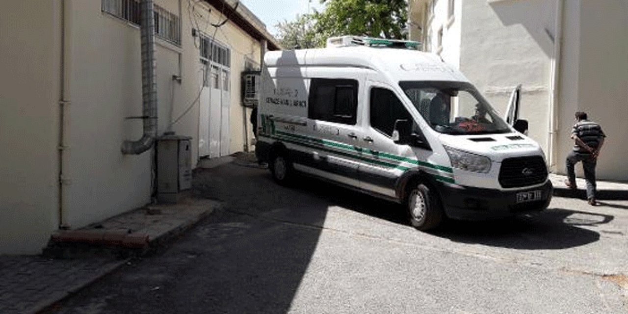 Zincirleme kaza; 2 ölü, 10 yaralı