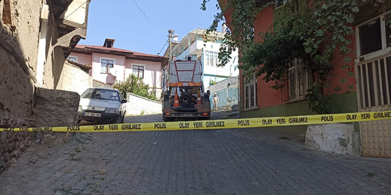 Mahallede el bombası paniği