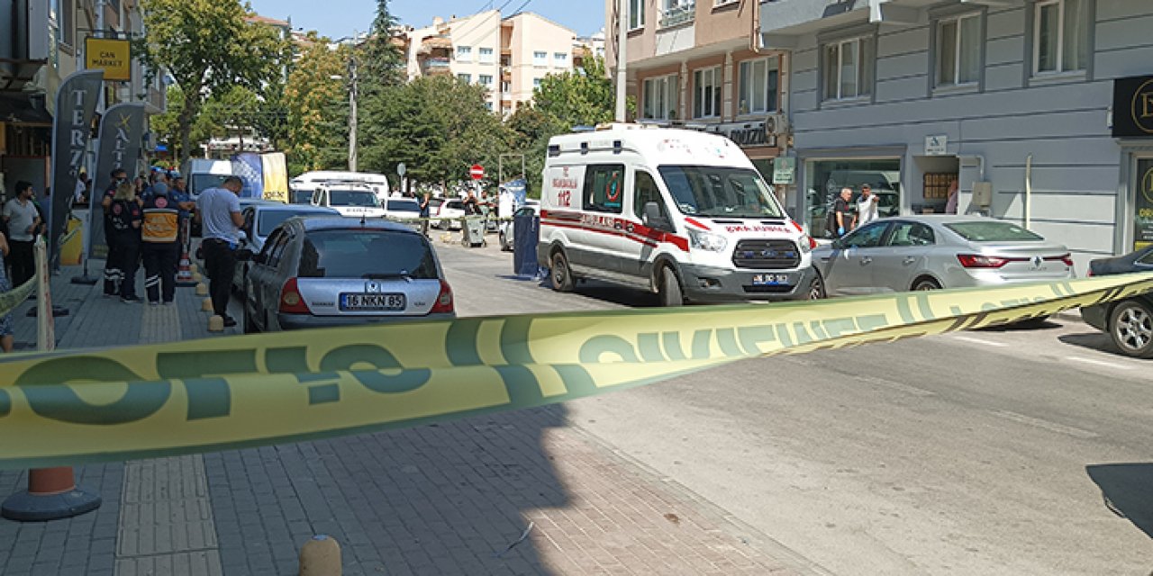 Bursa'da kanlı hesaplaşma: Sokak ortasında kurşun yağdırdı