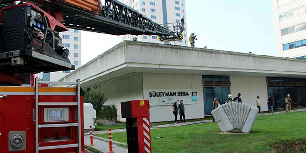 Kültür merkezinde yangın paniği