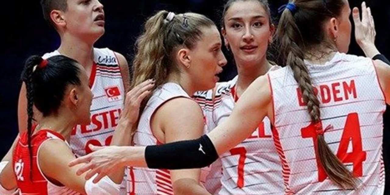 Türkiye-İtalya voleybol maçını kim kazandı? Türkiye elendi mi? Türkiye-İtalya voleybol maçı kaç kaç bitti?