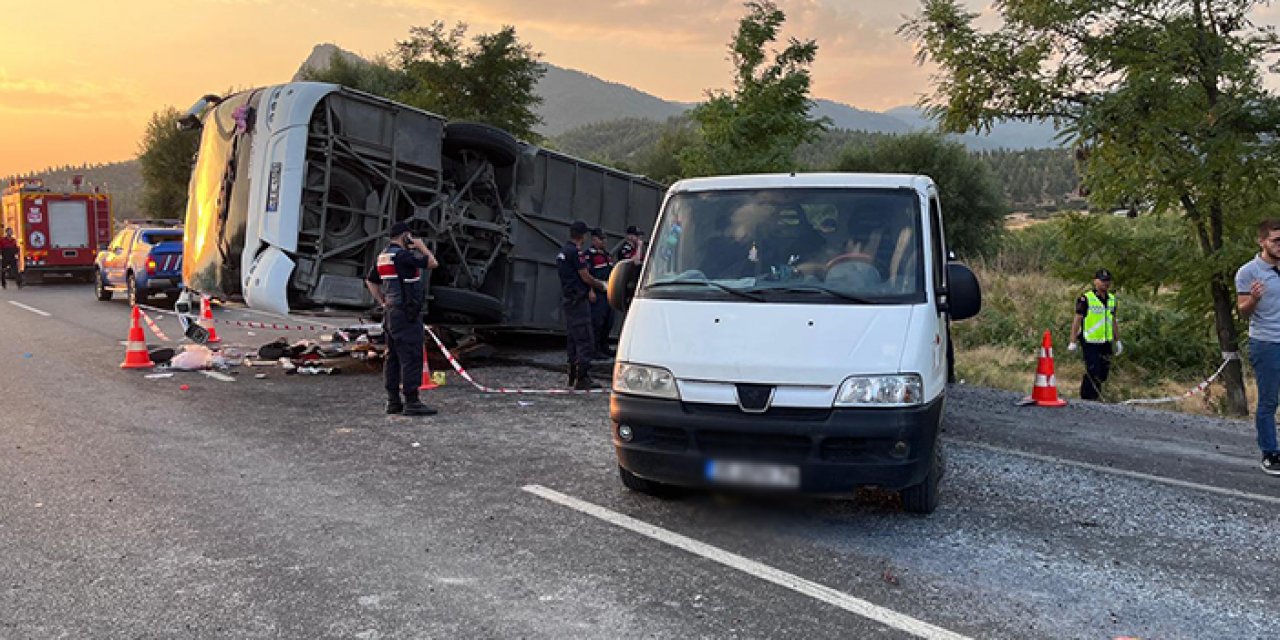 Denizli’de feci kaza: 6 ölü çok sayıda yaralı