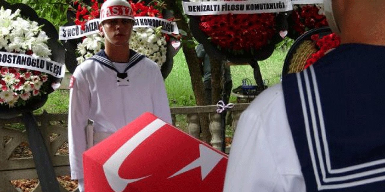Tuğamiral Burak Akçay son yolculuğuna uğurlandı