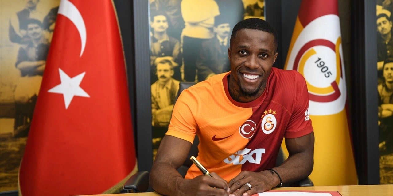 Zaha neden oynamıyor? Zaha sakat mı? Zaha neden kadroda yok?