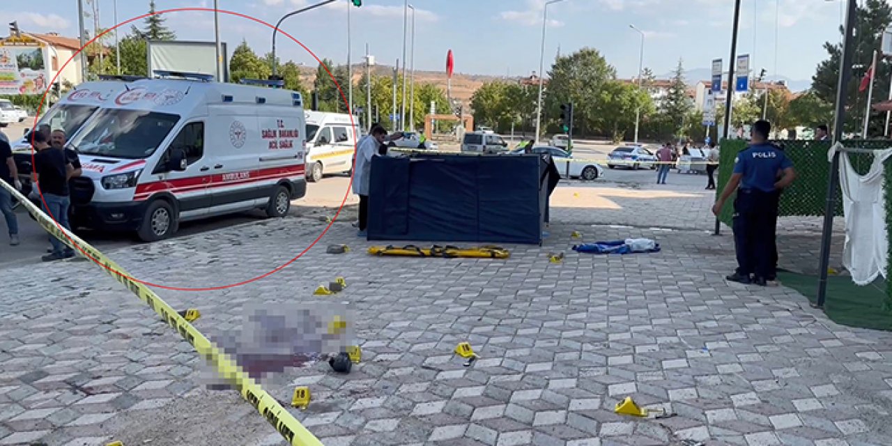 Ambulansta tedavi görürken öldürüldü: Baba oğul tutuklandı