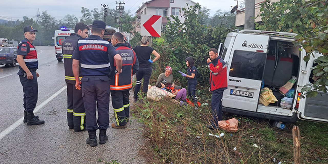 Ordu'da feci kaza: 5’i çocuk 17 yaralı
