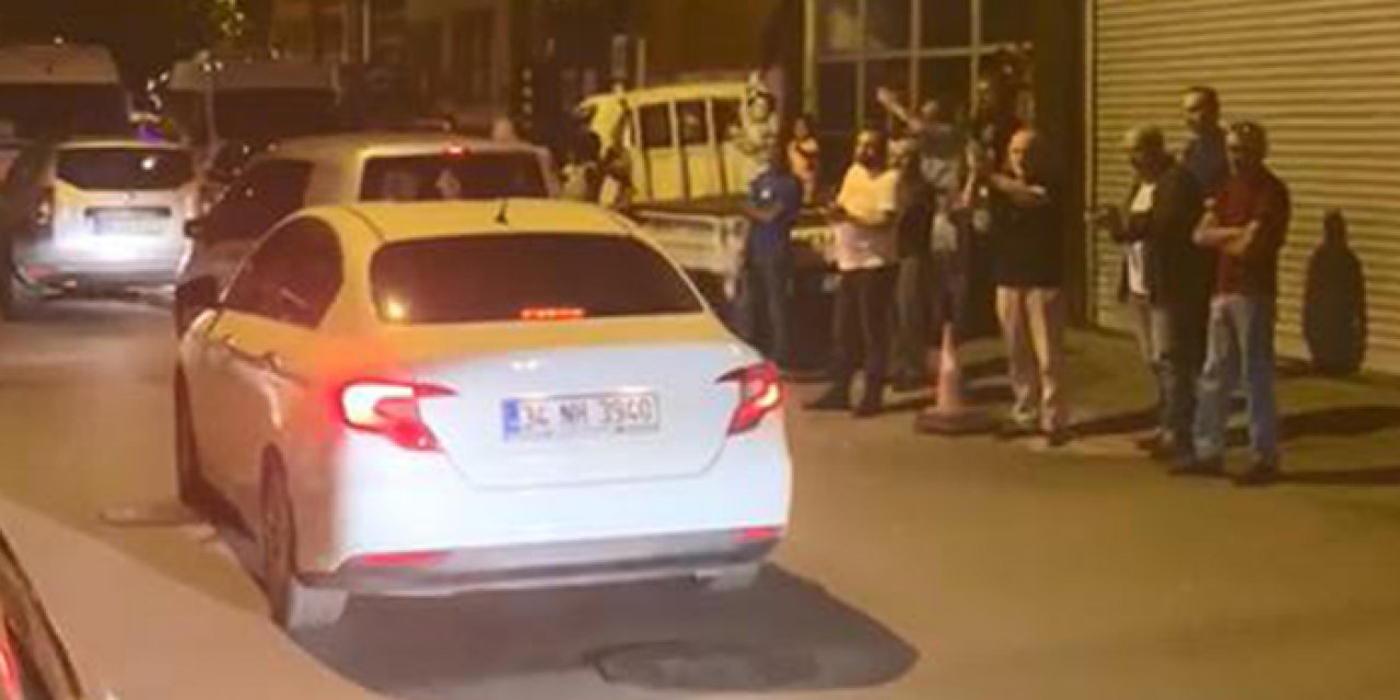 Şüpheliyi yakalayan polisi mahalleli alkışladı