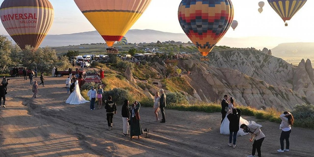 Kapadokya Ağustos ayında ziyaretçi akınına uğradı