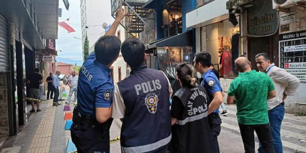 Kocaeli’de kan donduran olay: 7’inci kattan düşüp öldü