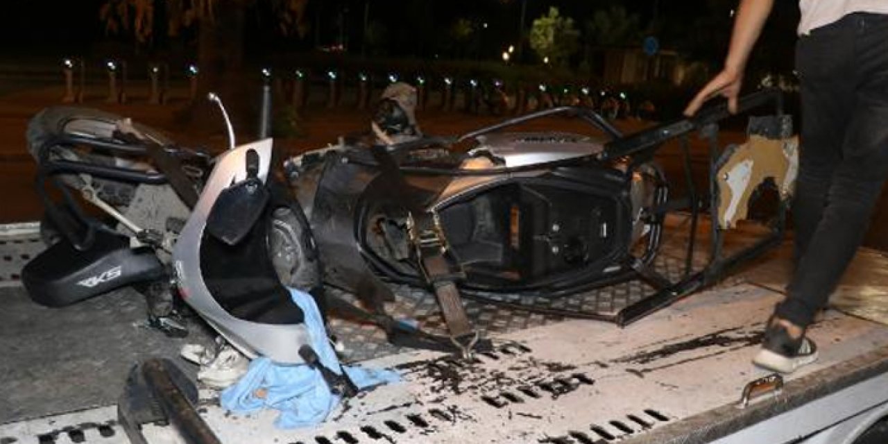 İzmir'de motokurye araç ile çarpıştı: 1 ölü 1 yaralı