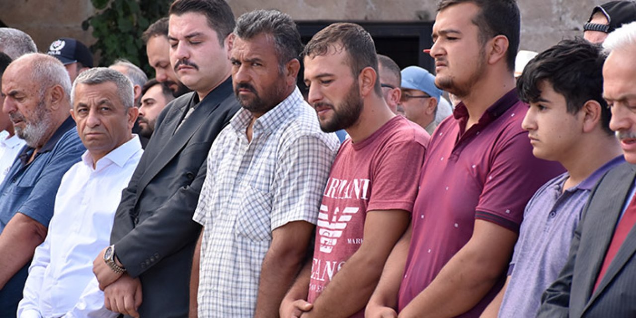 Aksaray'daki selde yaşamını yitiren Asel bebek defnedildi