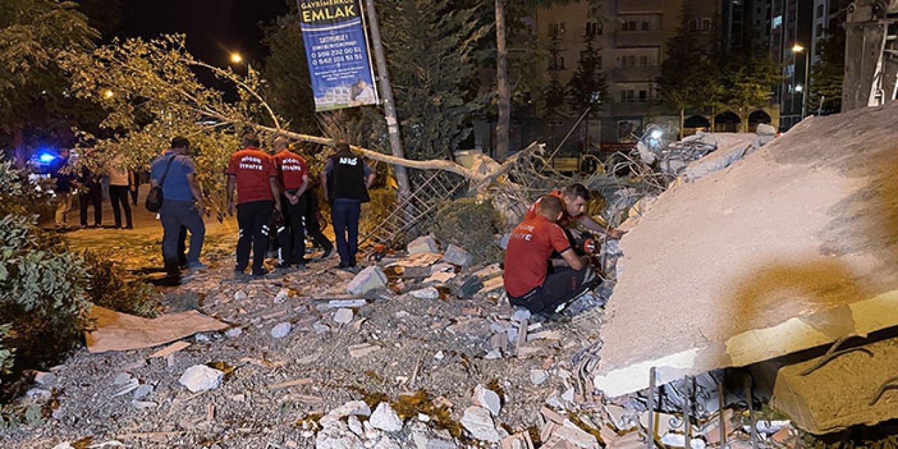 Niğde'de yangın merdiveni yürüyüş yoluna devrildi